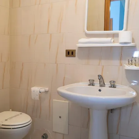 Apart Otel Jolly 3*
